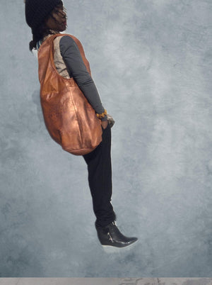 Light weight leather Shoulder    Bag